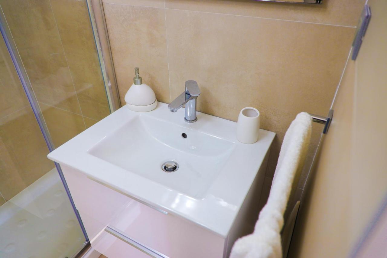 B&B Piazza A Mare Pozzuoli Bagian luar foto